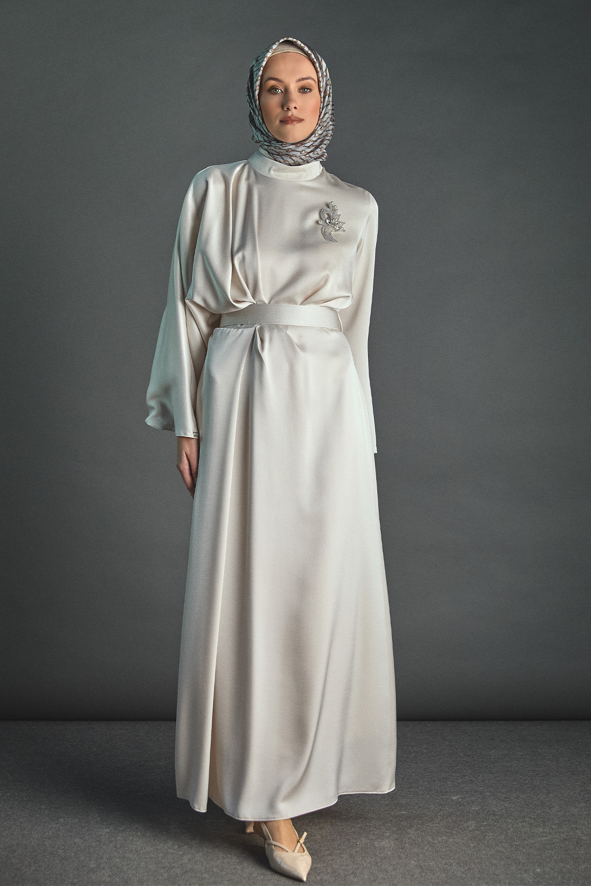 Drape Detaylı Saten Elbise