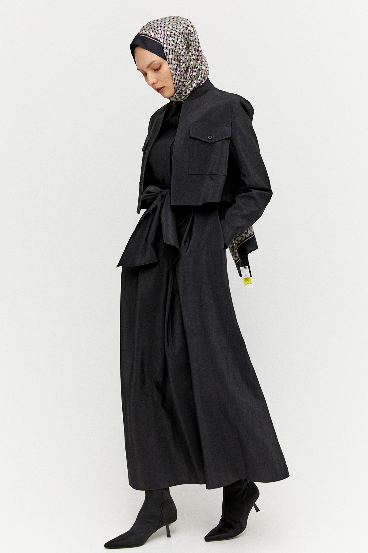 Ceketli Pilikaşe Detaylı Kuşaklı Elbise