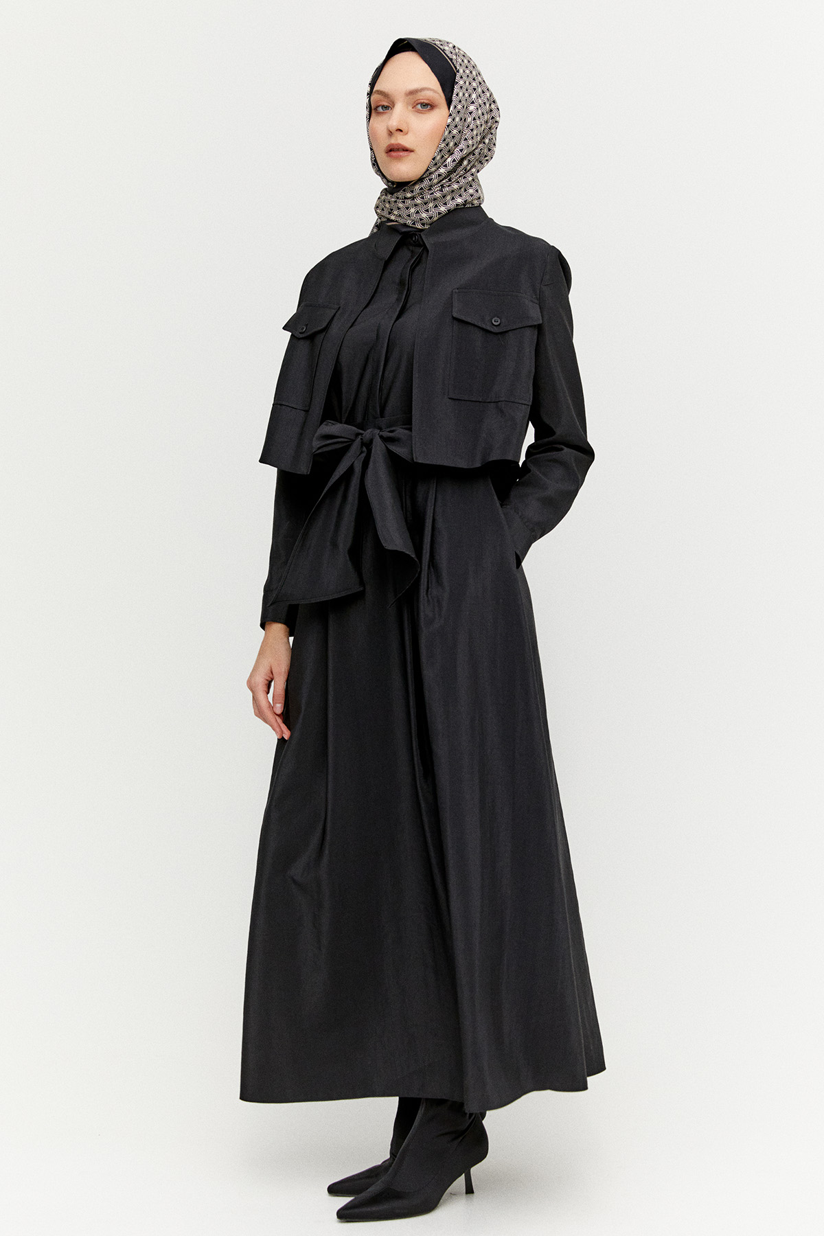 Ceketli Pilikaşe Detaylı Kuşaklı Elbise