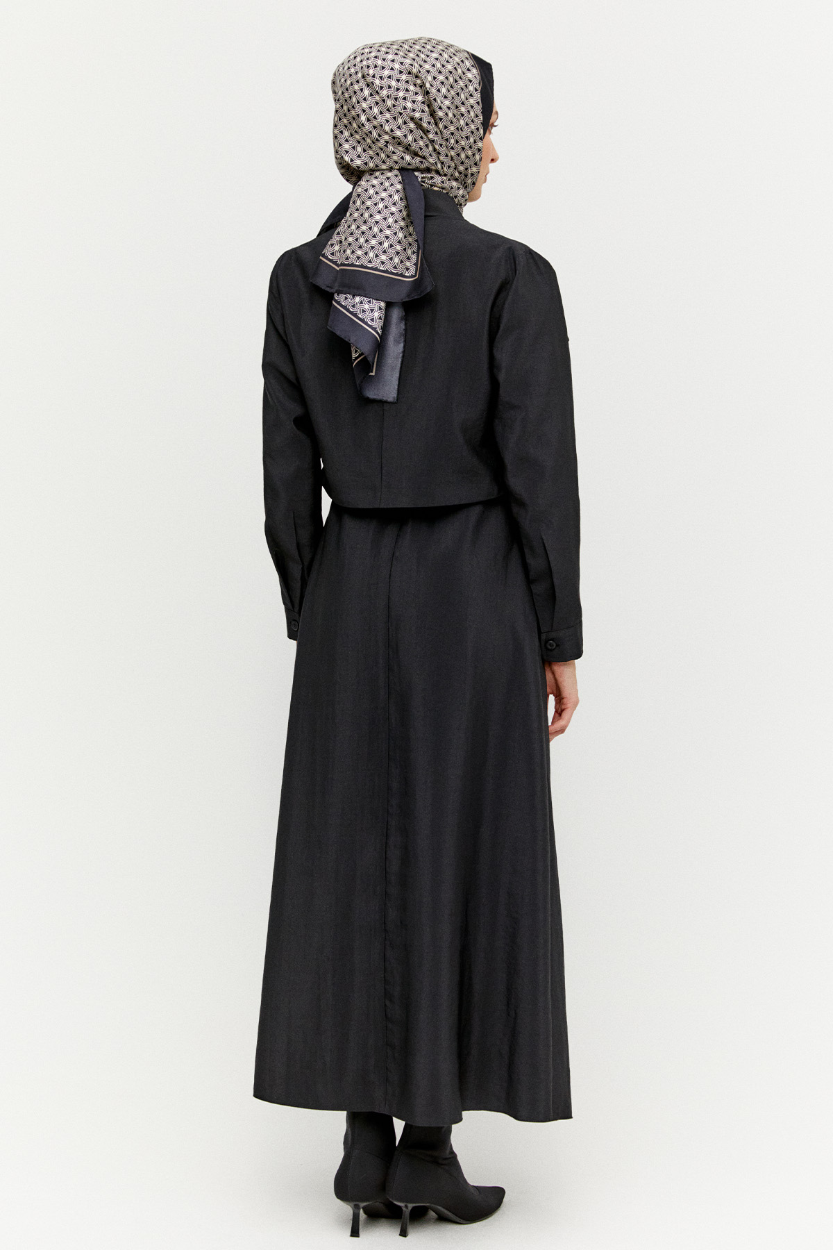 Ceketli Pilikaşe Detaylı Kuşaklı Elbise