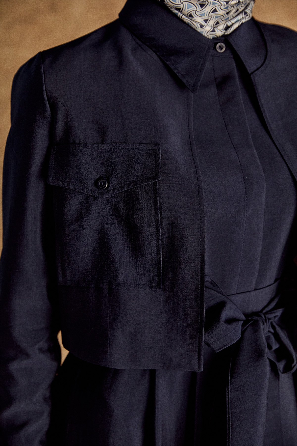 Ceketli Pilikaşe Detaylı Kuşaklı Elbise