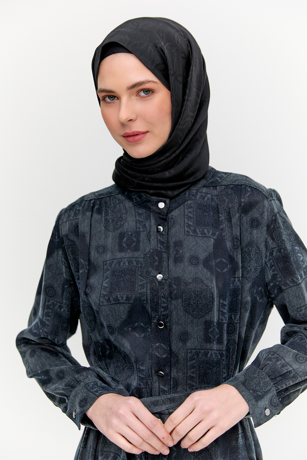 Hakim Yakalı Kuşaklı Katmanlı Elbise, Tesettür Giyim