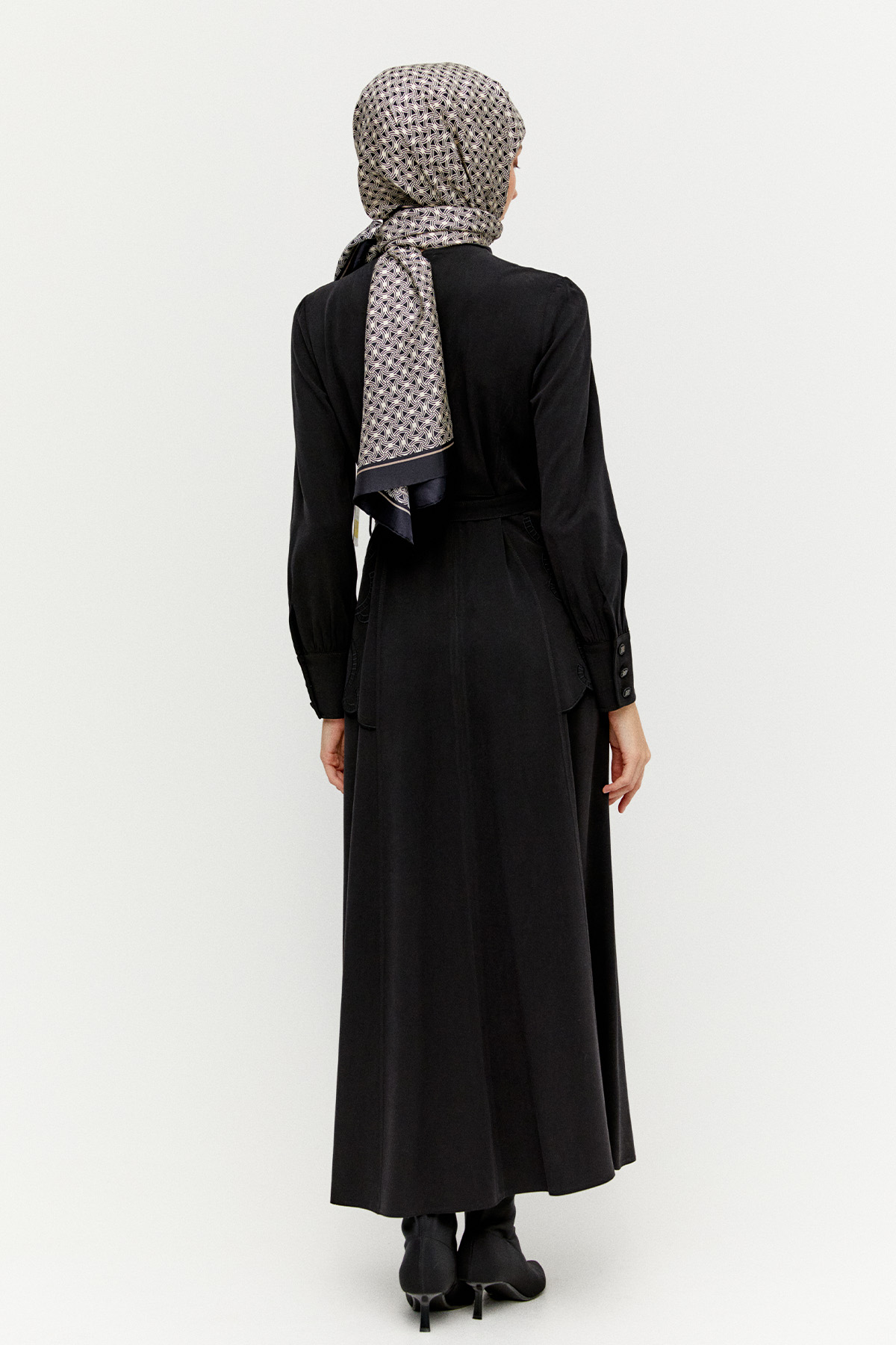 Yakma Desenli Kemerli Elbise