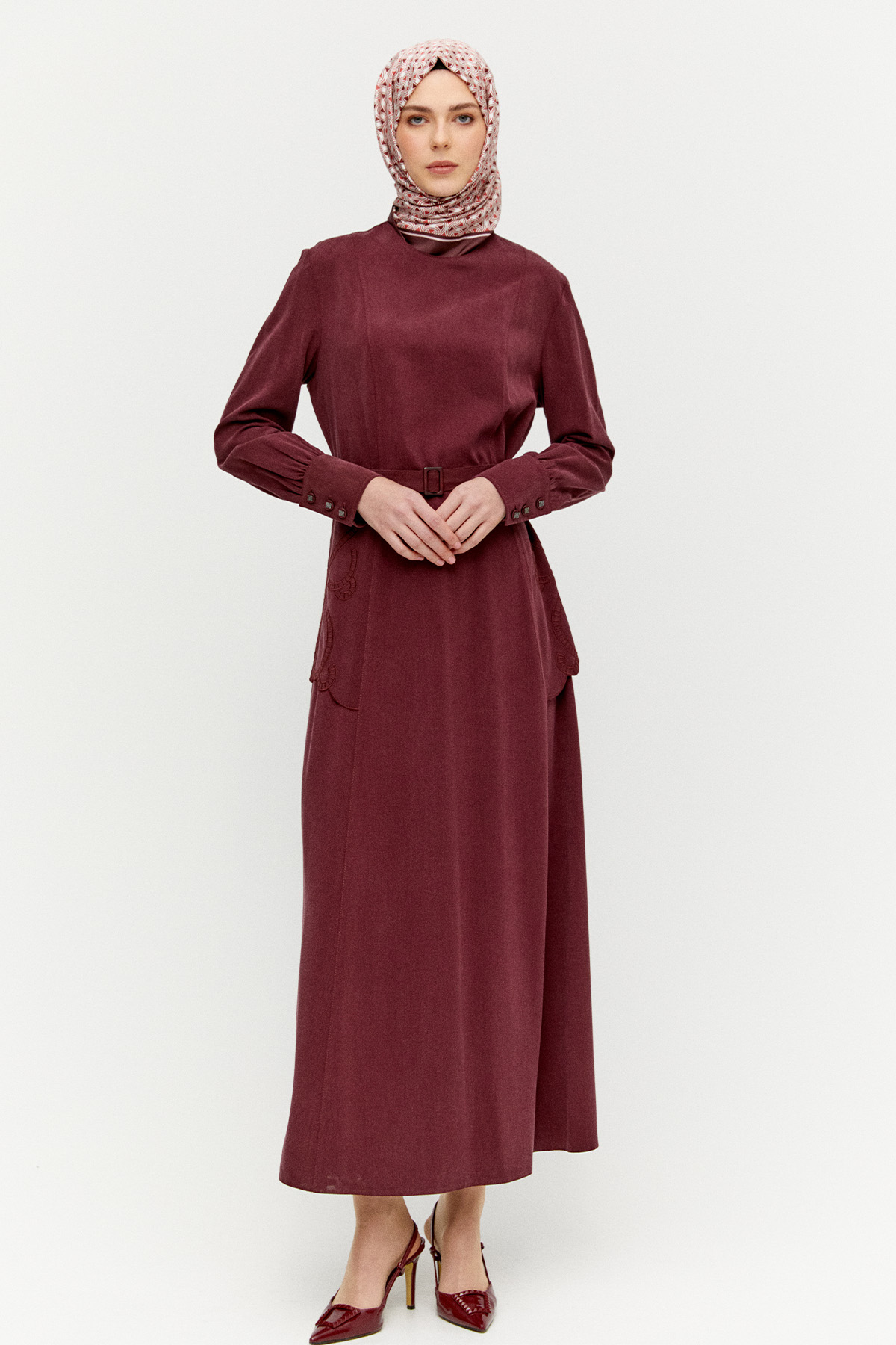 Yakma Desenli Kemerli Elbise