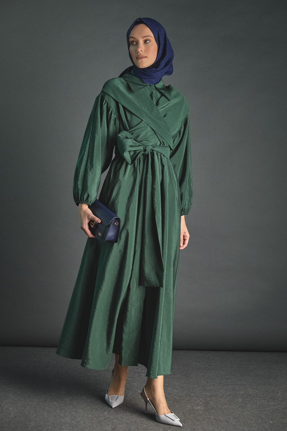 Uzun Kuşaklı Paraşüt Elbise