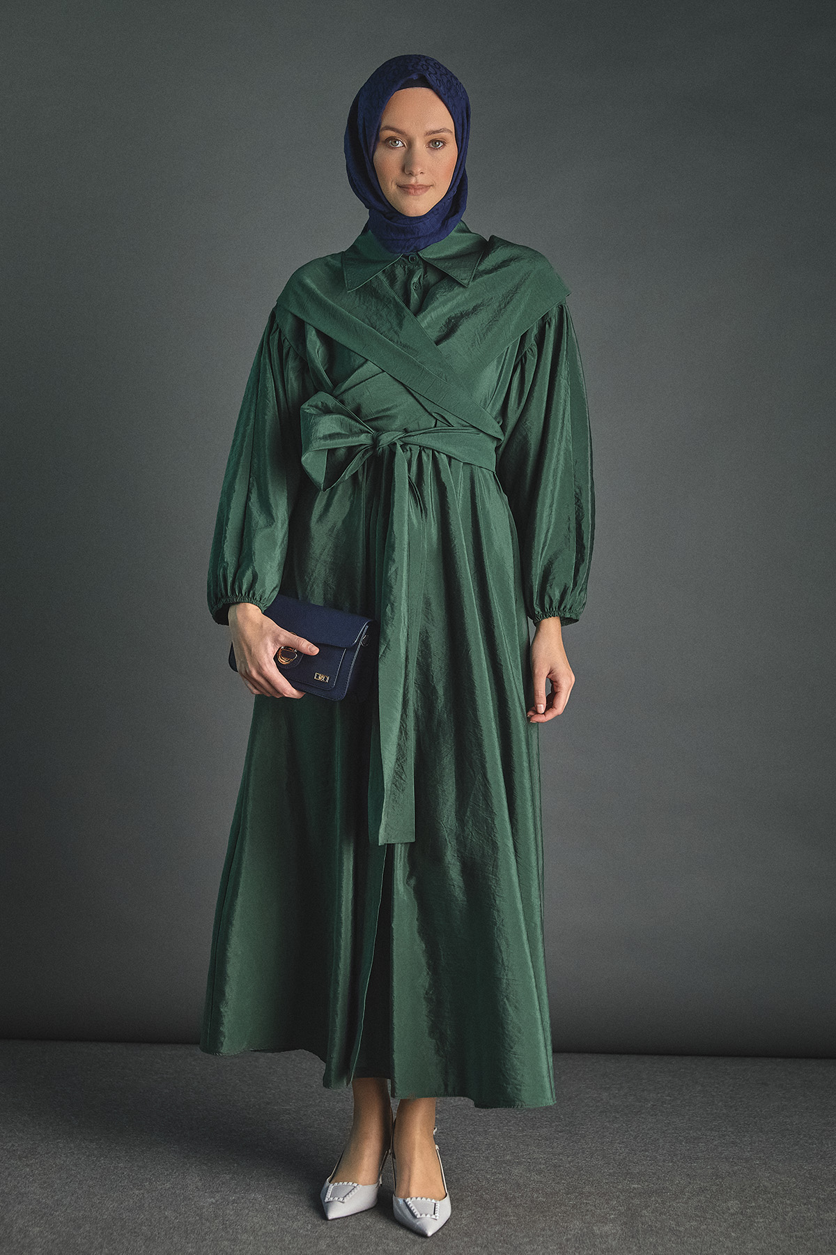 Uzun Kuşaklı Paraşüt Elbise