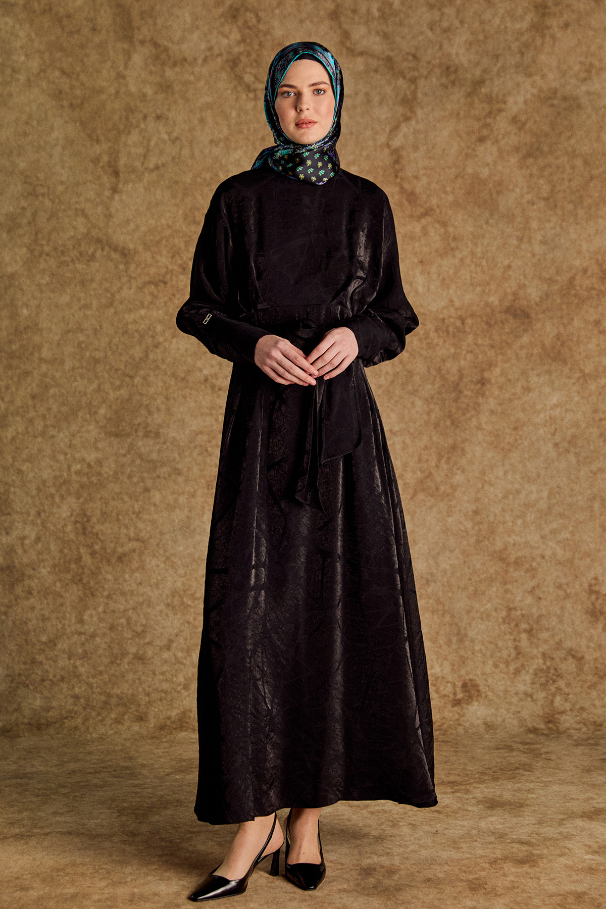 Korsajlı Jakarlı Desenli Drape Elbise