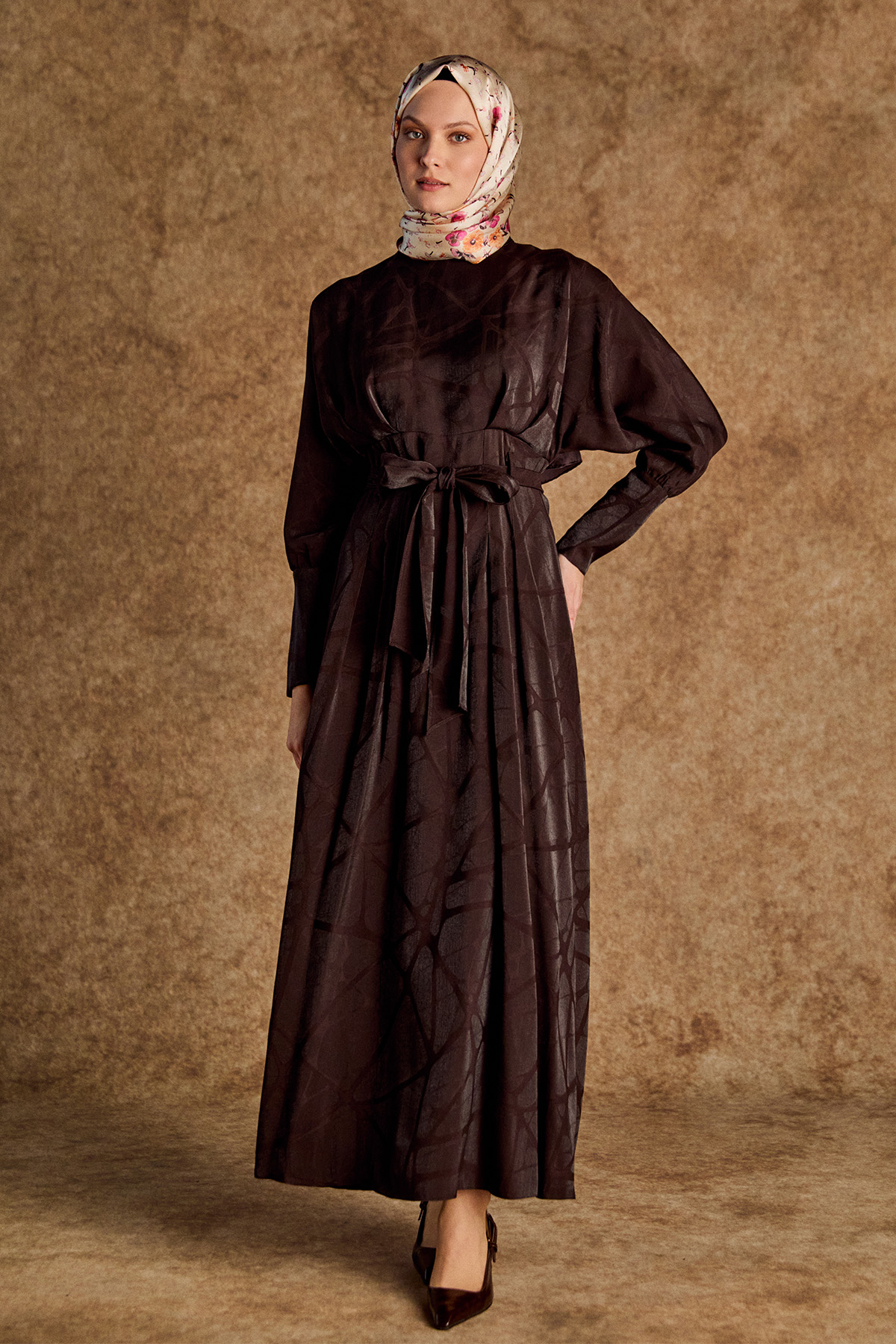 Korsajlı Jakarlı Desenli Drape Elbise