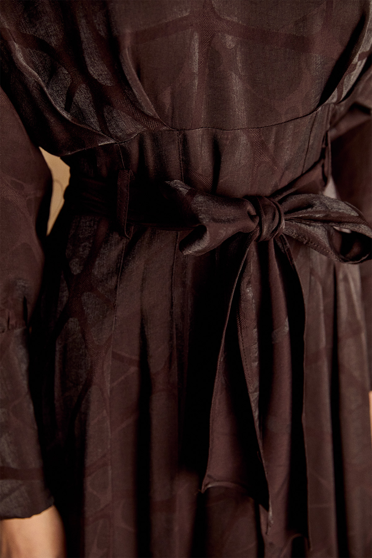 Korsajlı Jakarlı Desenli Drape Elbise