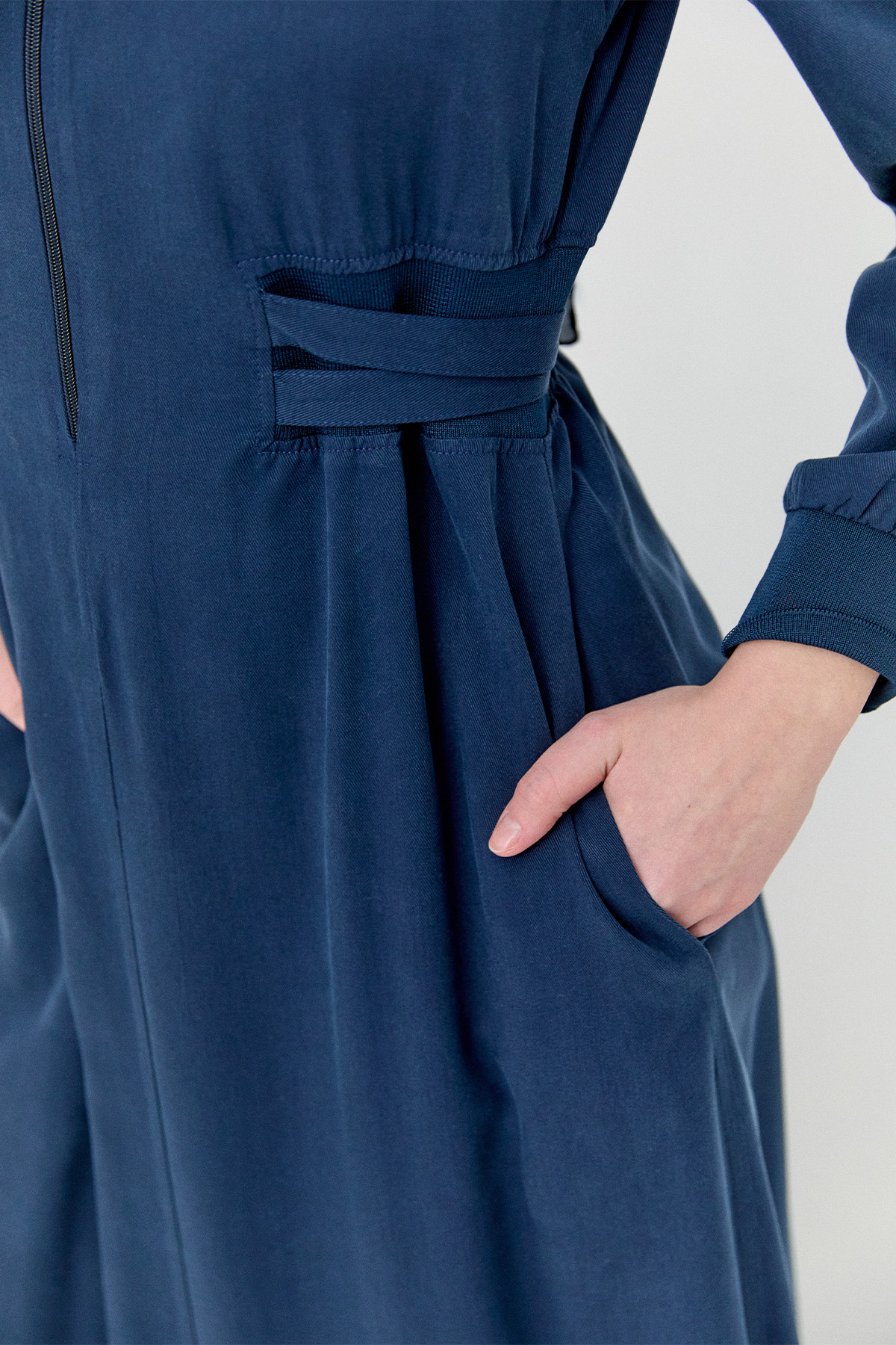 Kemerli Bomber Yakalı Lyocell Elbise, Tesettür Giyim