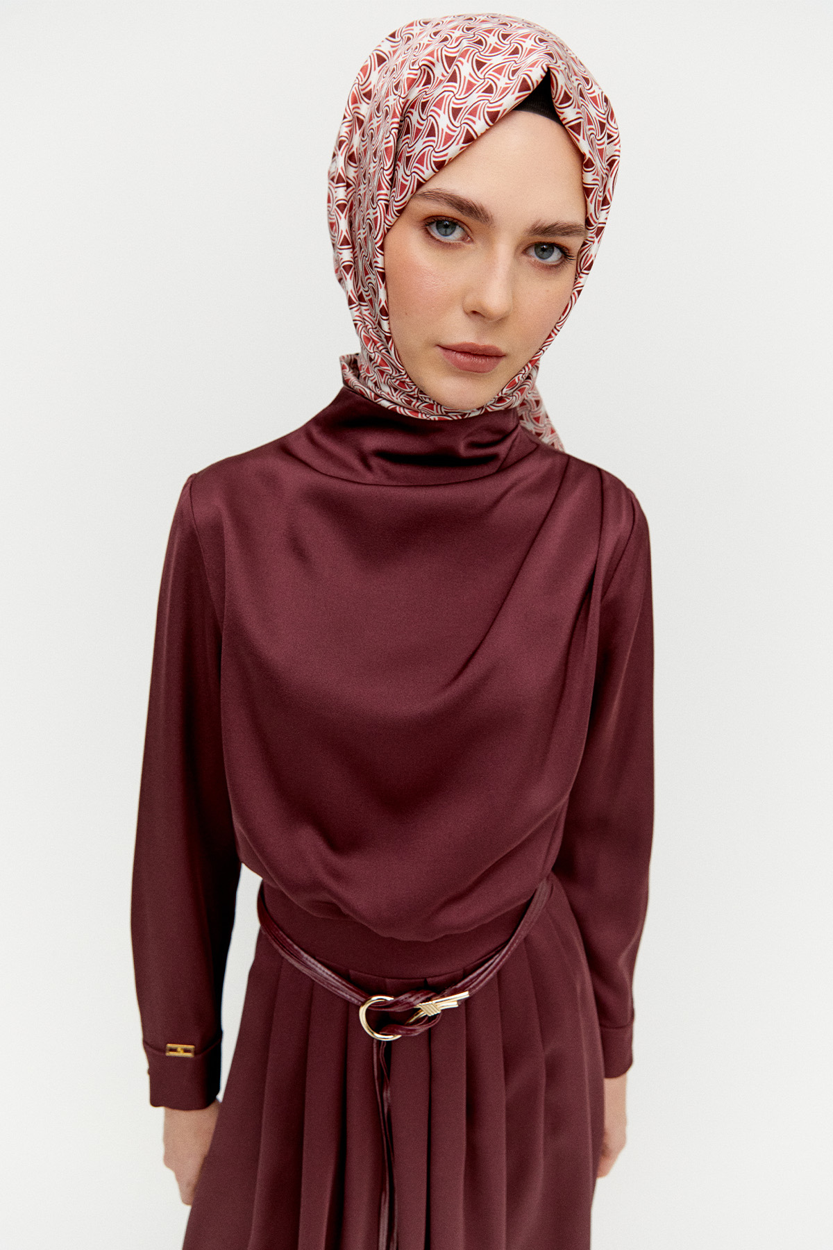 Kemerli Saten Elbise