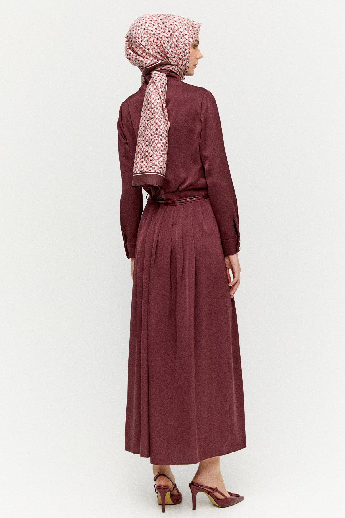 Kemerli Saten Elbise