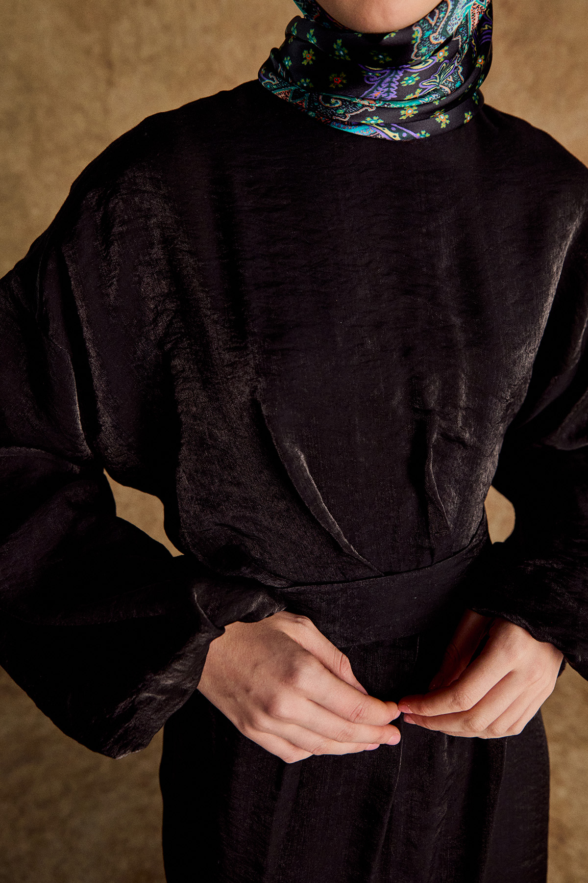 Drape Detaylı Jakarlı Elbise