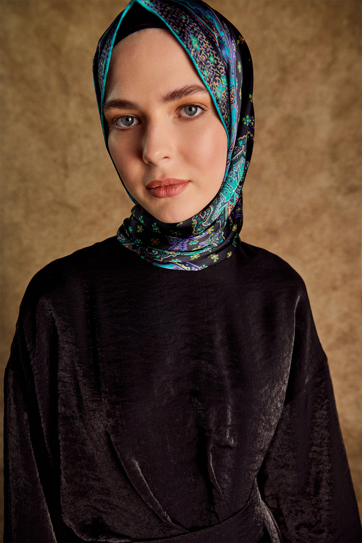 Drape Detaylı Jakarlı Elbise