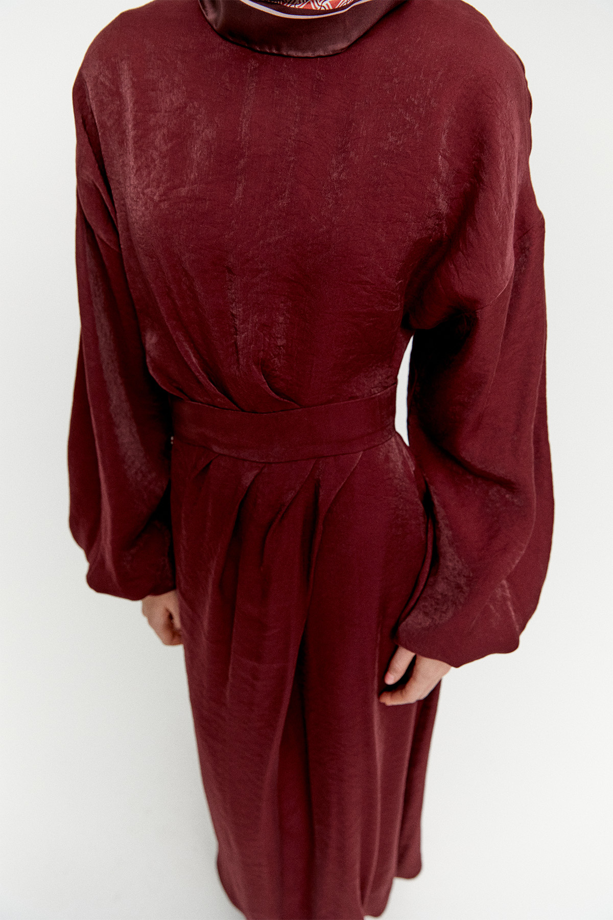 Drape Detaylı Jakarlı Elbise