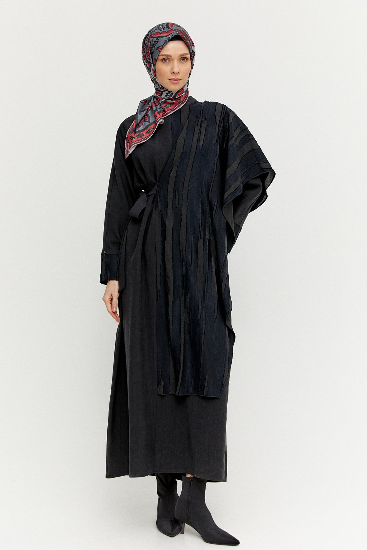 Kuşaklı Pelerin Parçalı Elbise, Tesettür Giyim