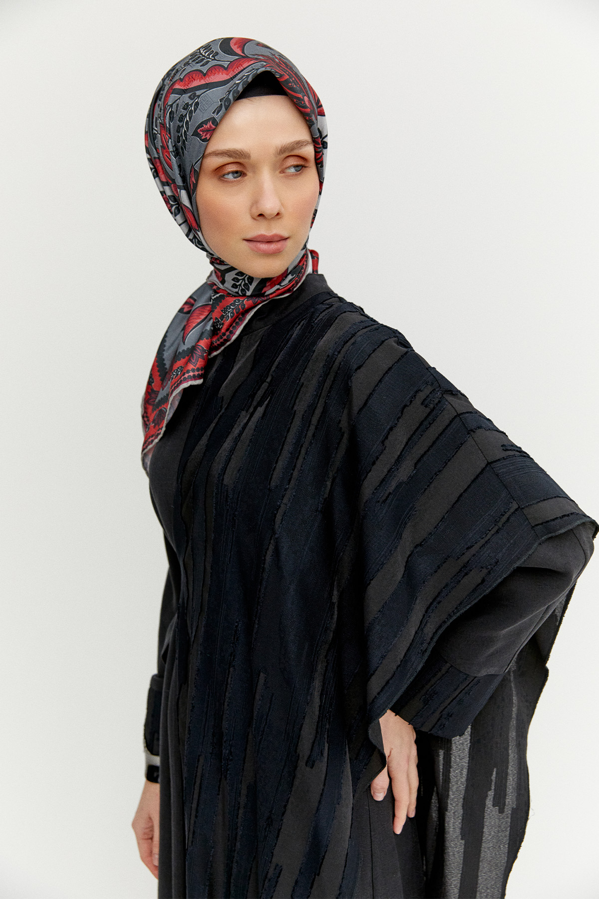 Kuşaklı Pelerin Parçalı Elbise, Tesettür Giyim