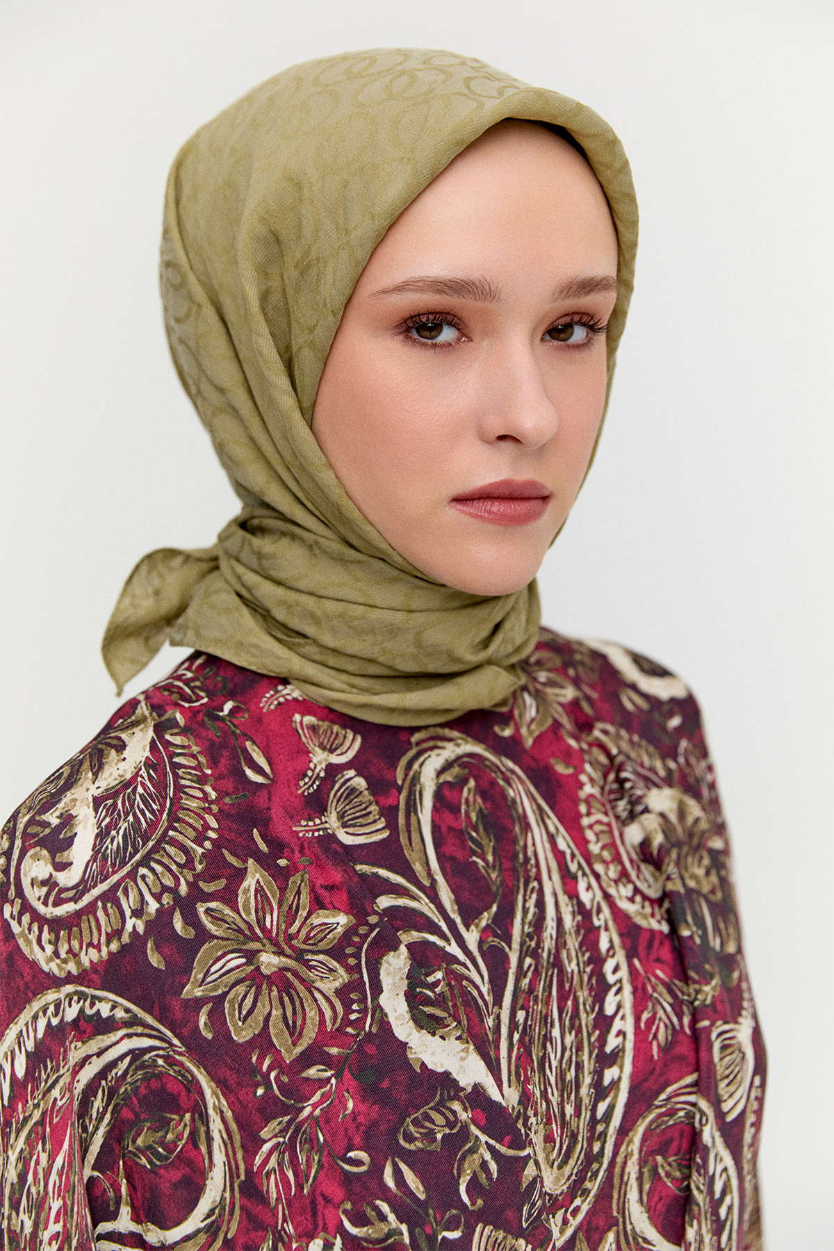Yuvarlak Desenli Viskon Eşarp, Tesettür Giyim