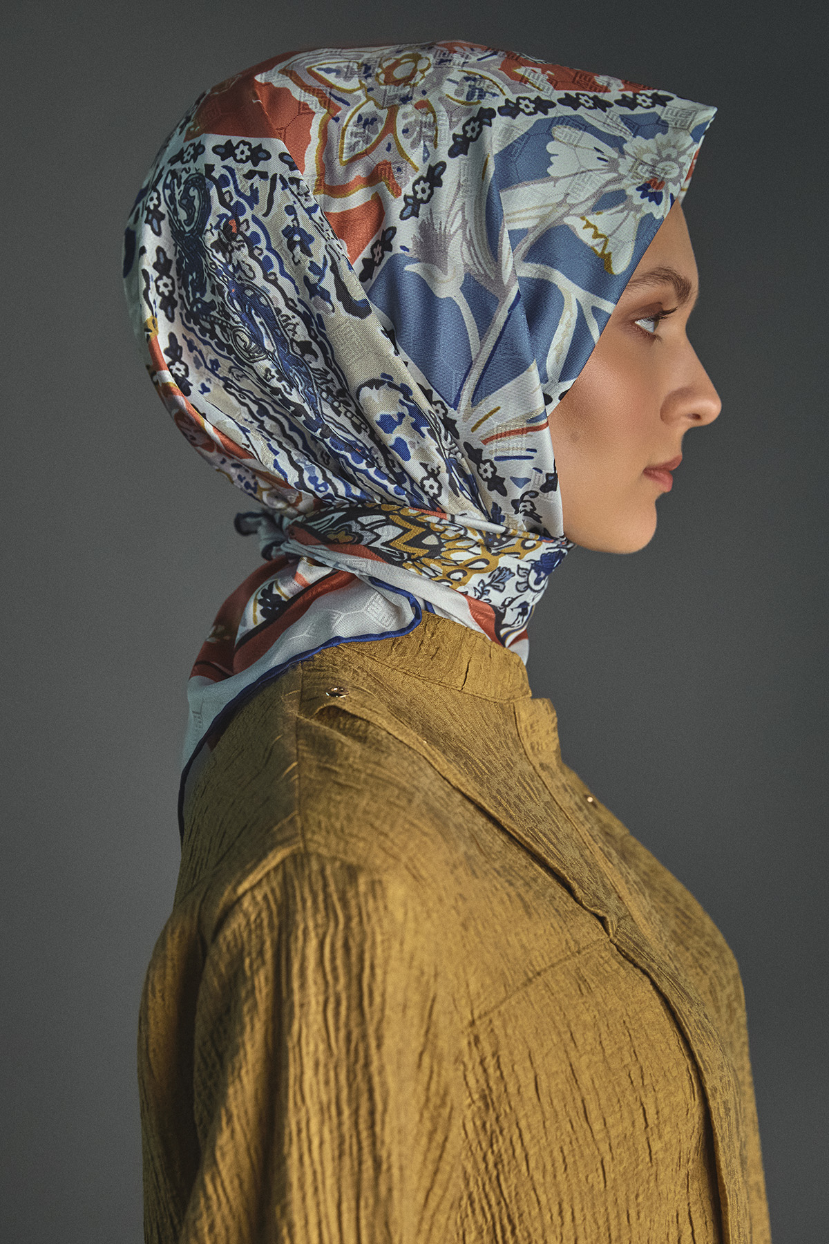 Geleneksel Motifli Jakarlı Eşarp