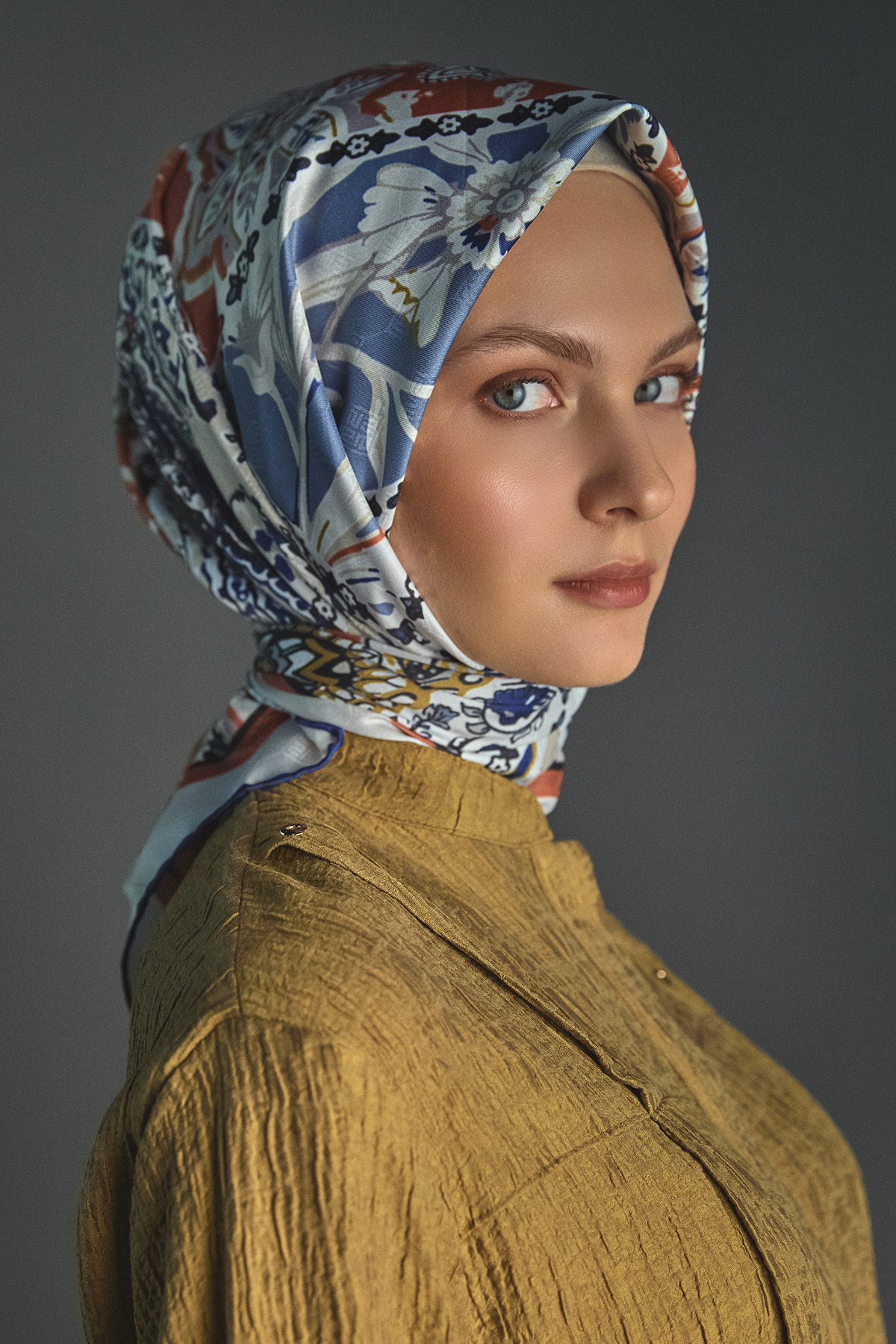 Geleneksel Motifli Jakarlı Eşarp