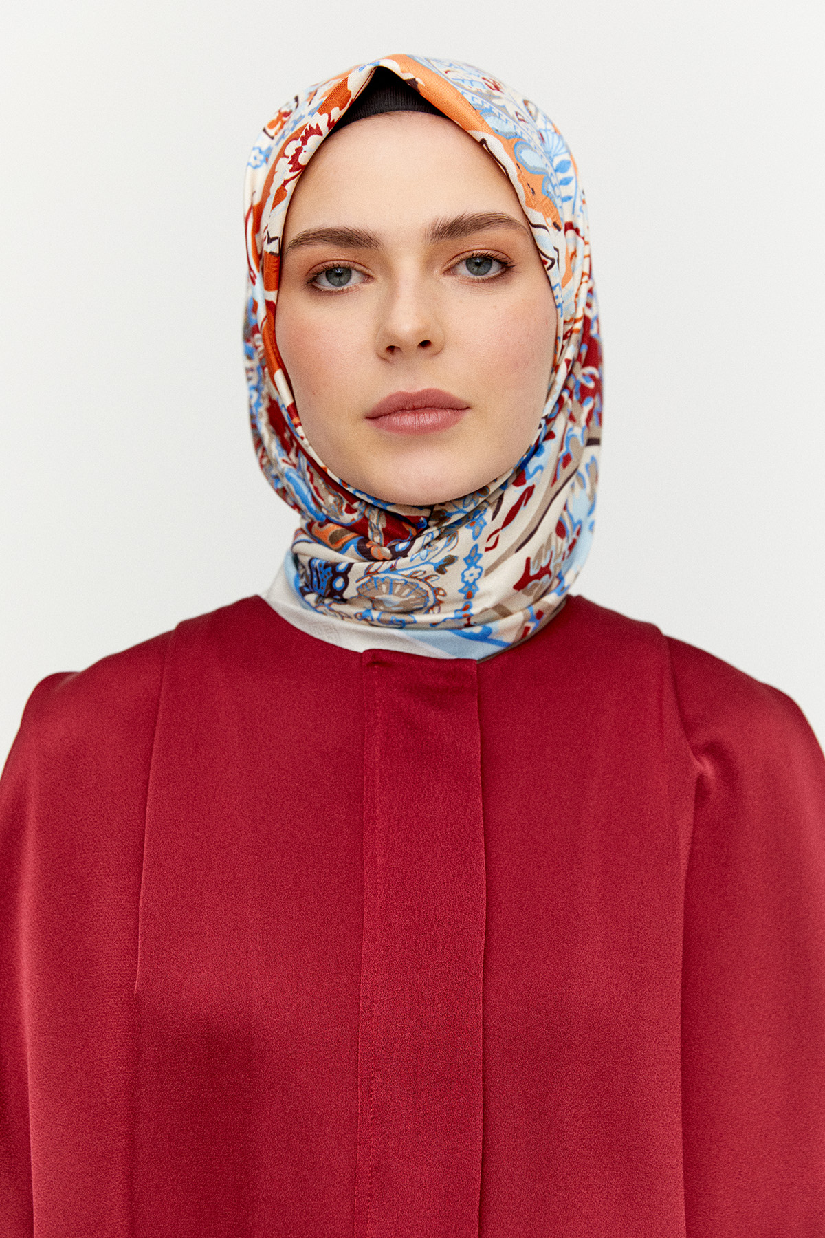 Geleneksel Motifli Jakarlı Eşarp