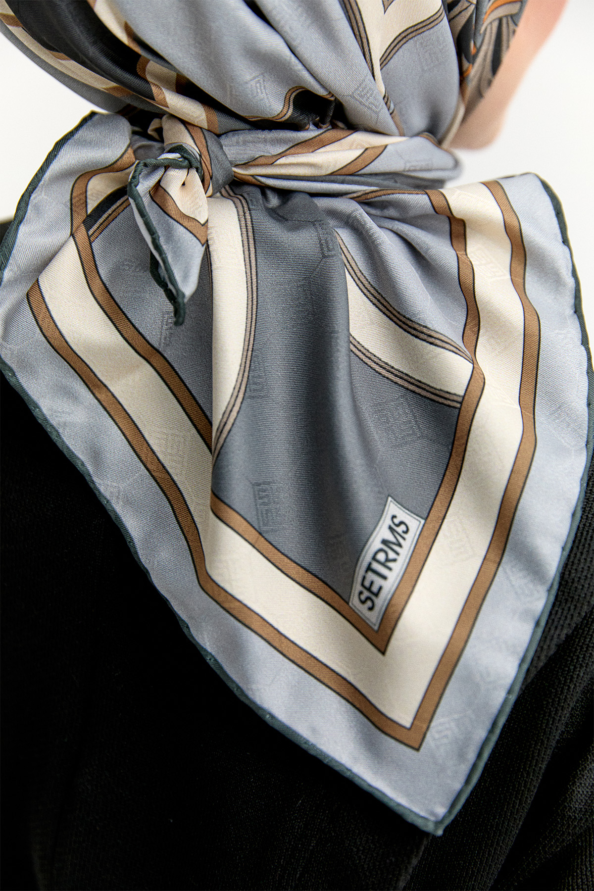 Geometrik Motifli Eşarp, Tesettür Giyim