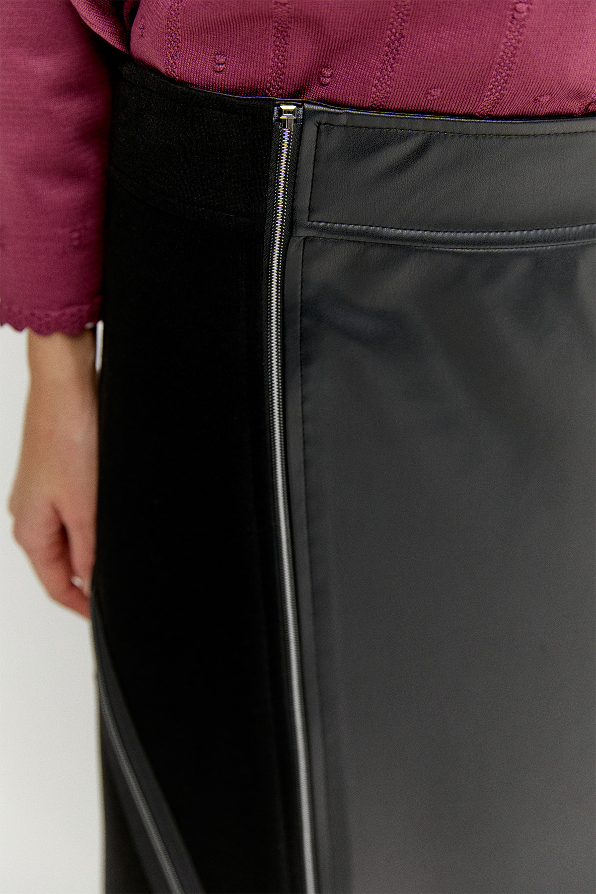 Suni Deri Kombinli Fermuarlı Etek