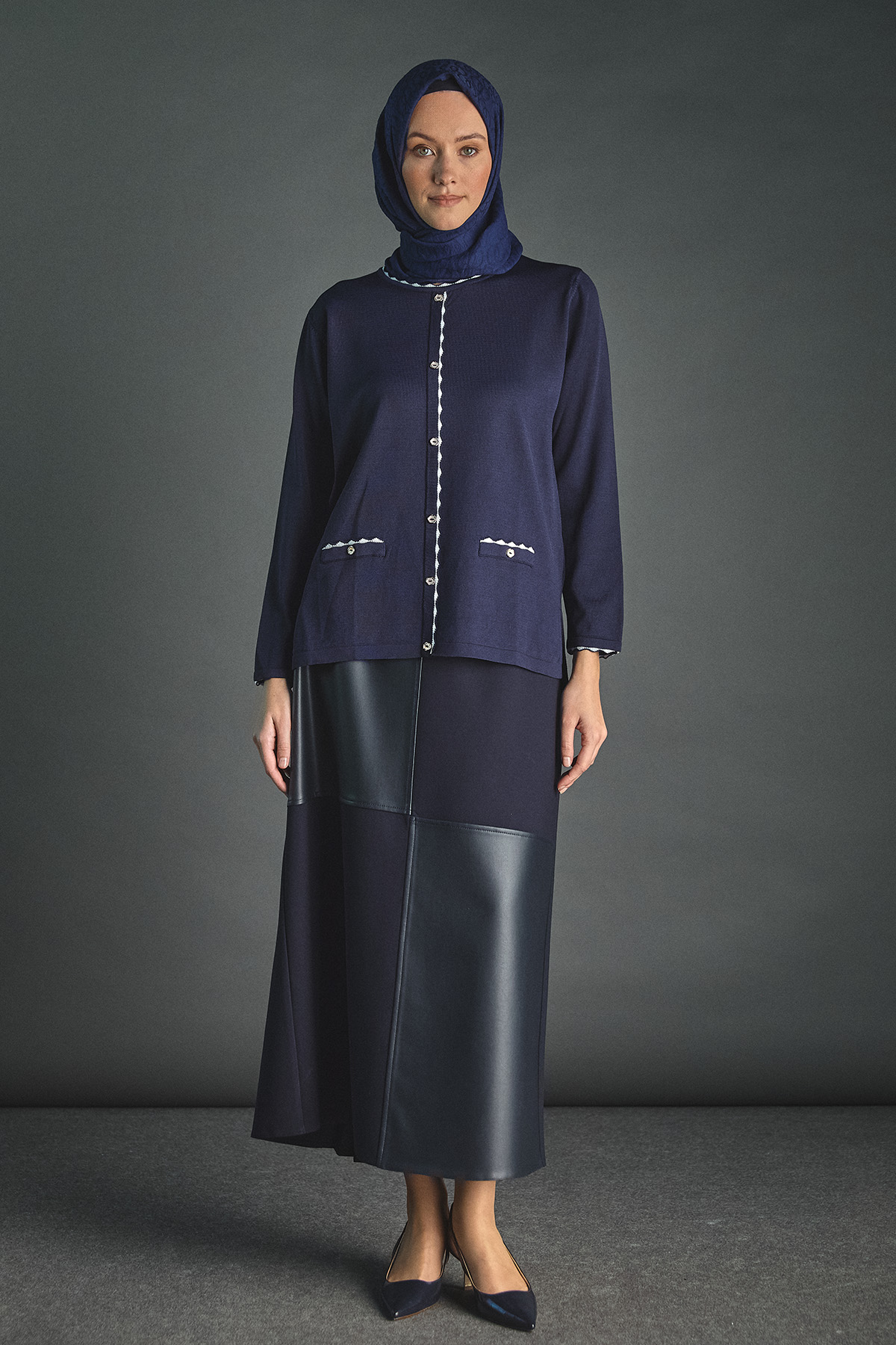 Suni Deri Parçalı A Kesim Etek