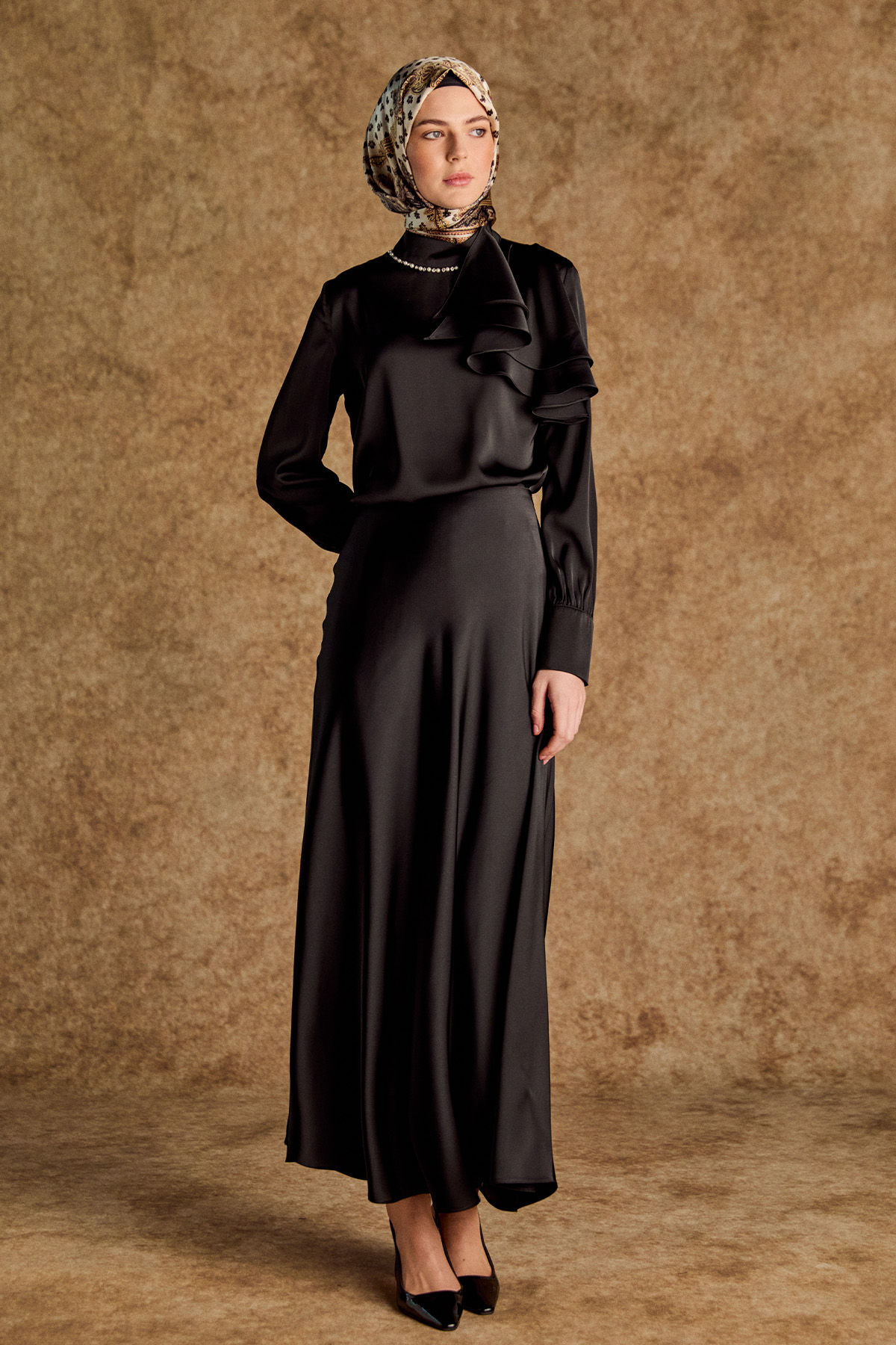 Volanlı Saten Kısa Gömlek