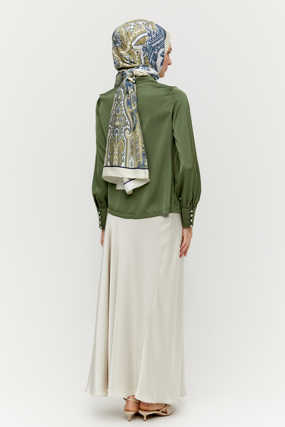 Volanlı Saten Kısa Gömlek