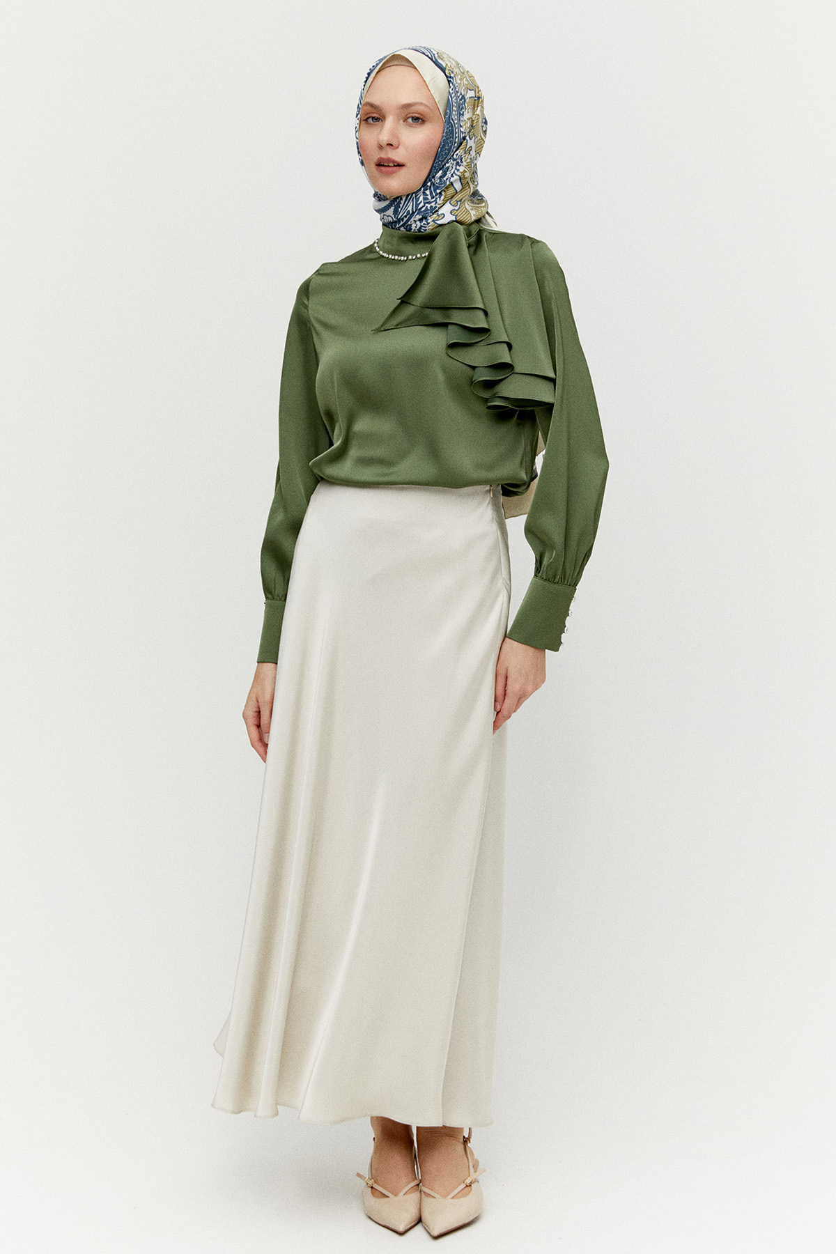 Volanlı Saten Kısa Gömlek