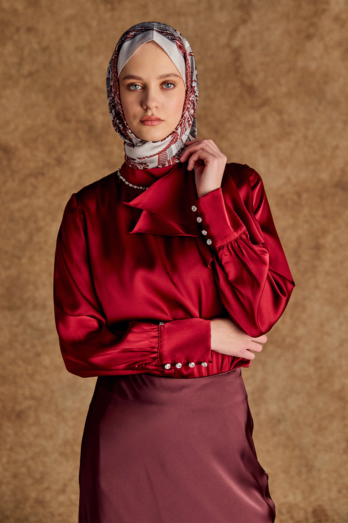 Volanlı Saten Kısa Gömlek