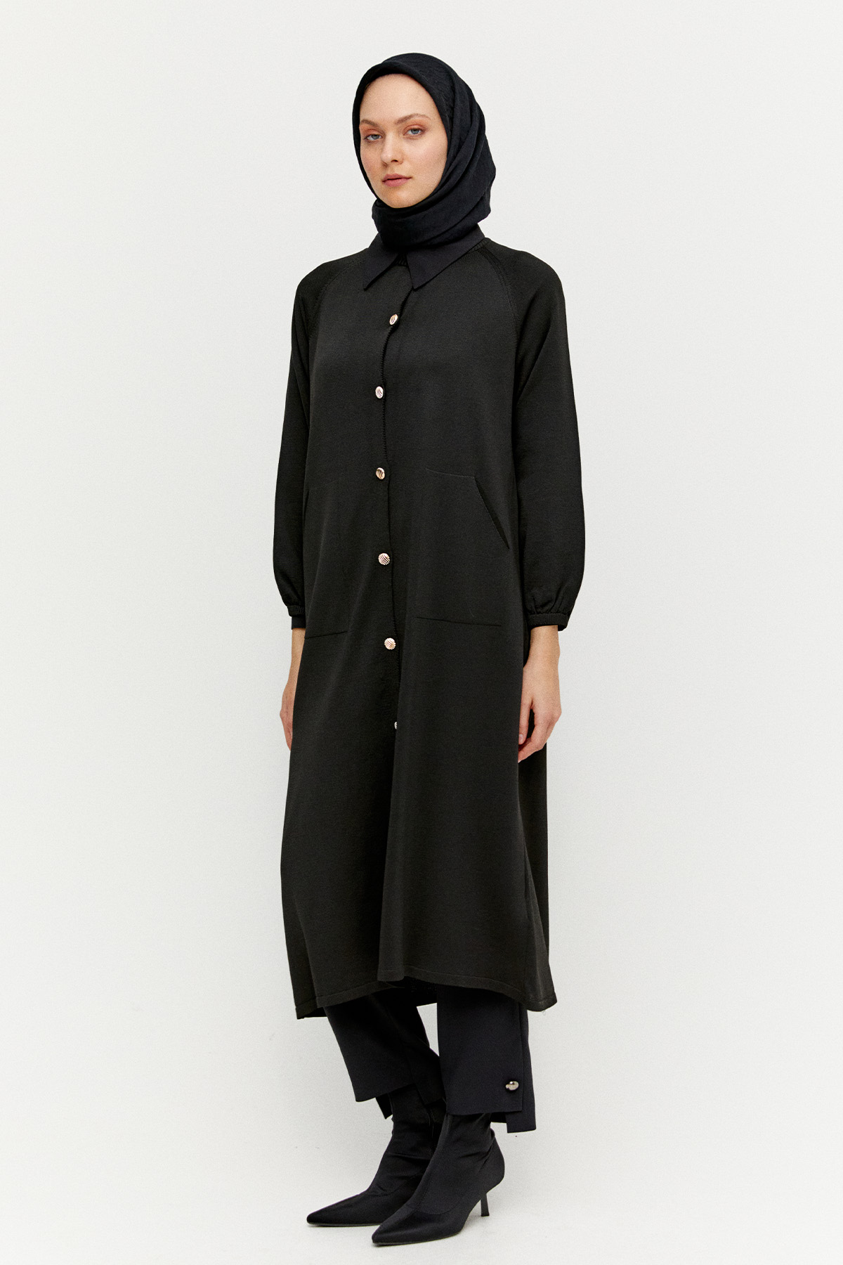 Lastik Manşetli Uzun Triko Hırka