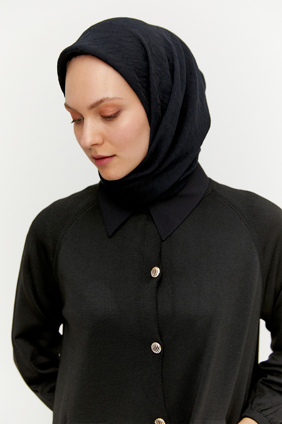 Lastik Manşetli Uzun Triko Hırka