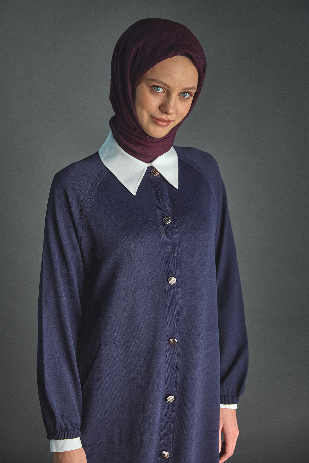 Lastik Manşetli Uzun Triko Hırka