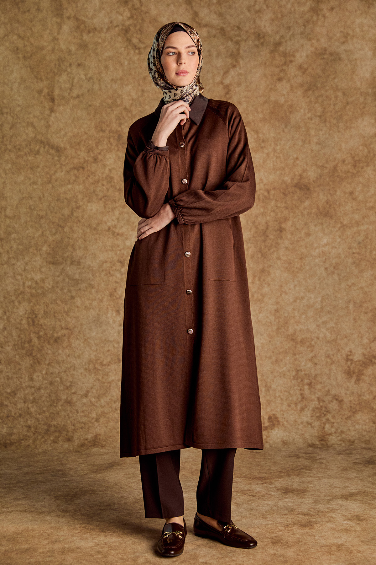 Lastik Manşetli Uzun Triko Hırka