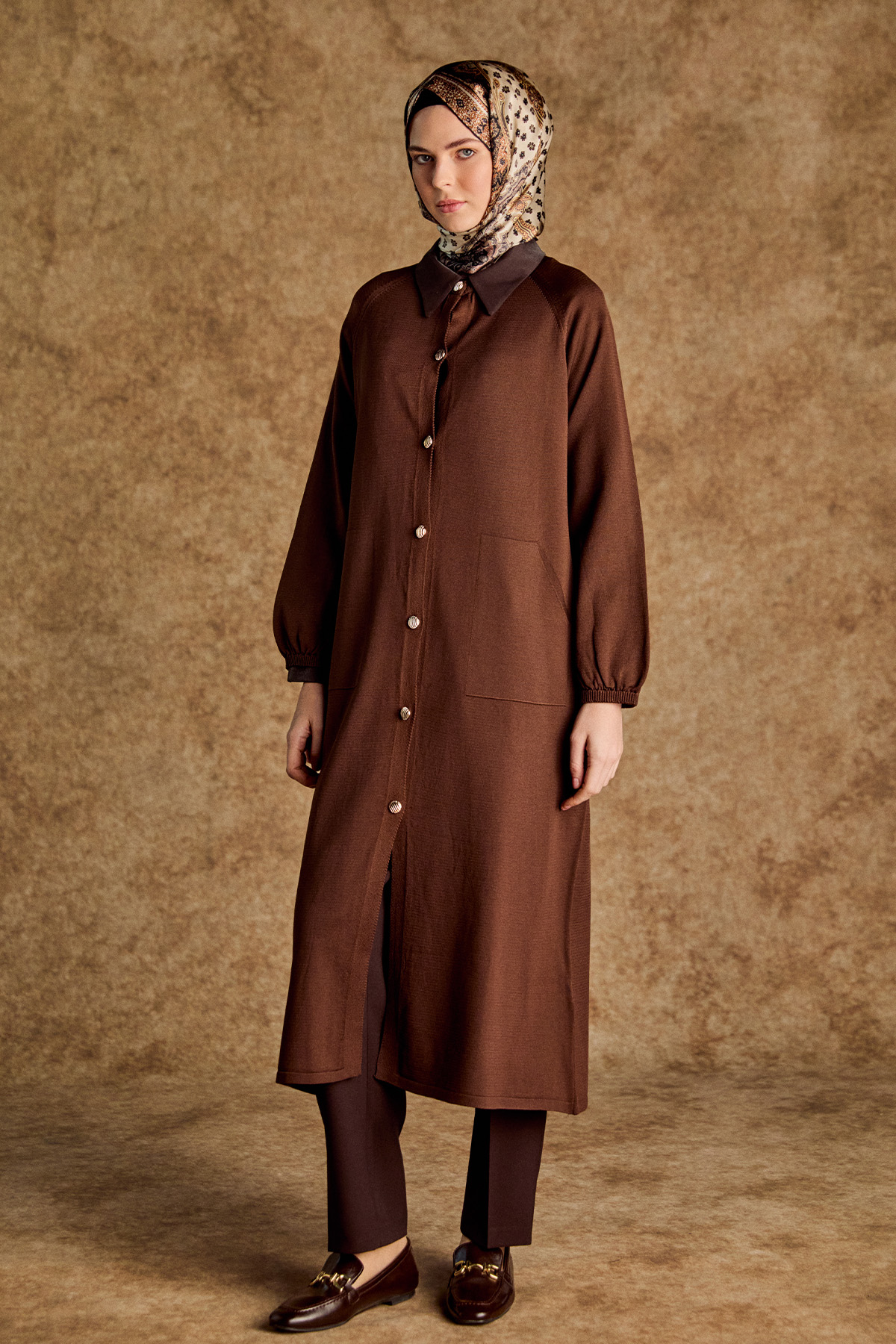 Lastik Manşetli Uzun Triko Hırka