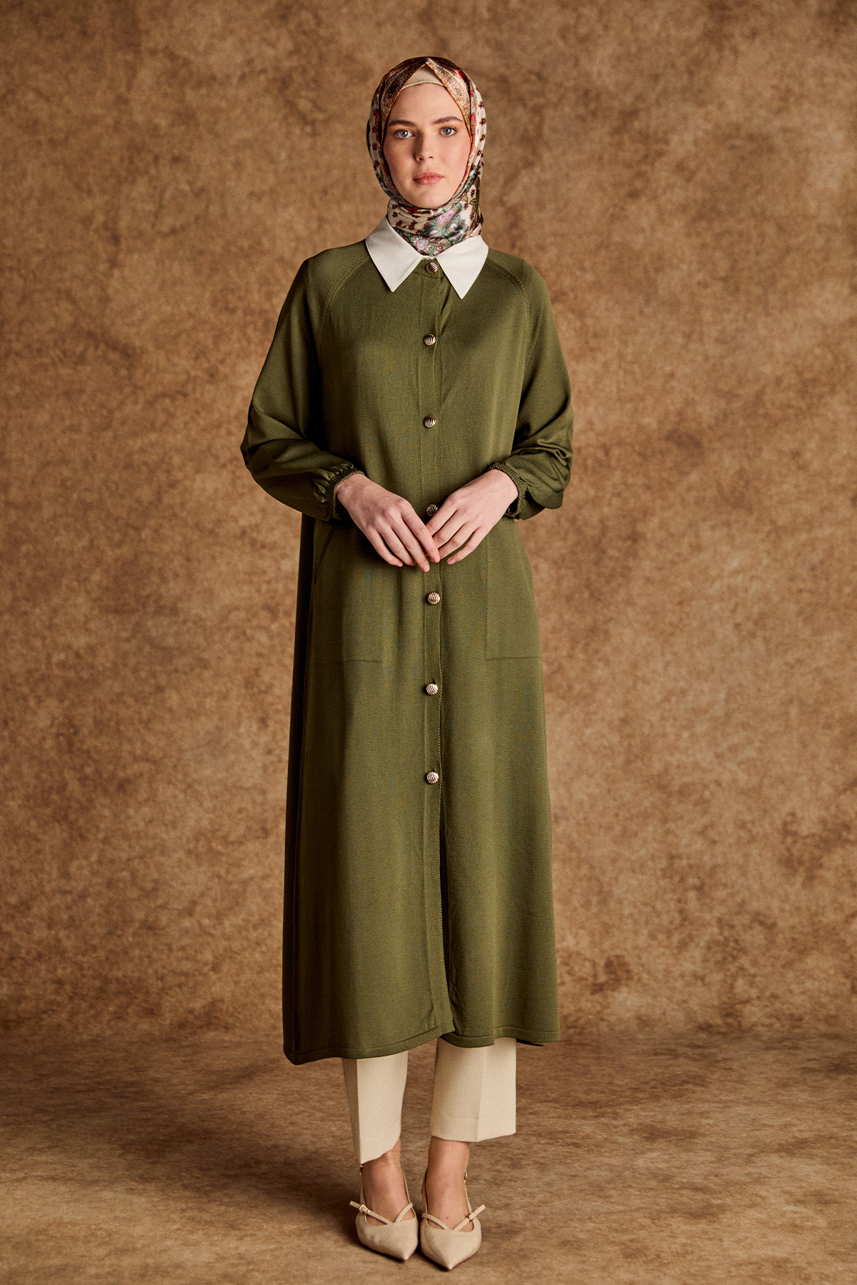 Lastik Manşetli Uzun Triko Hırka