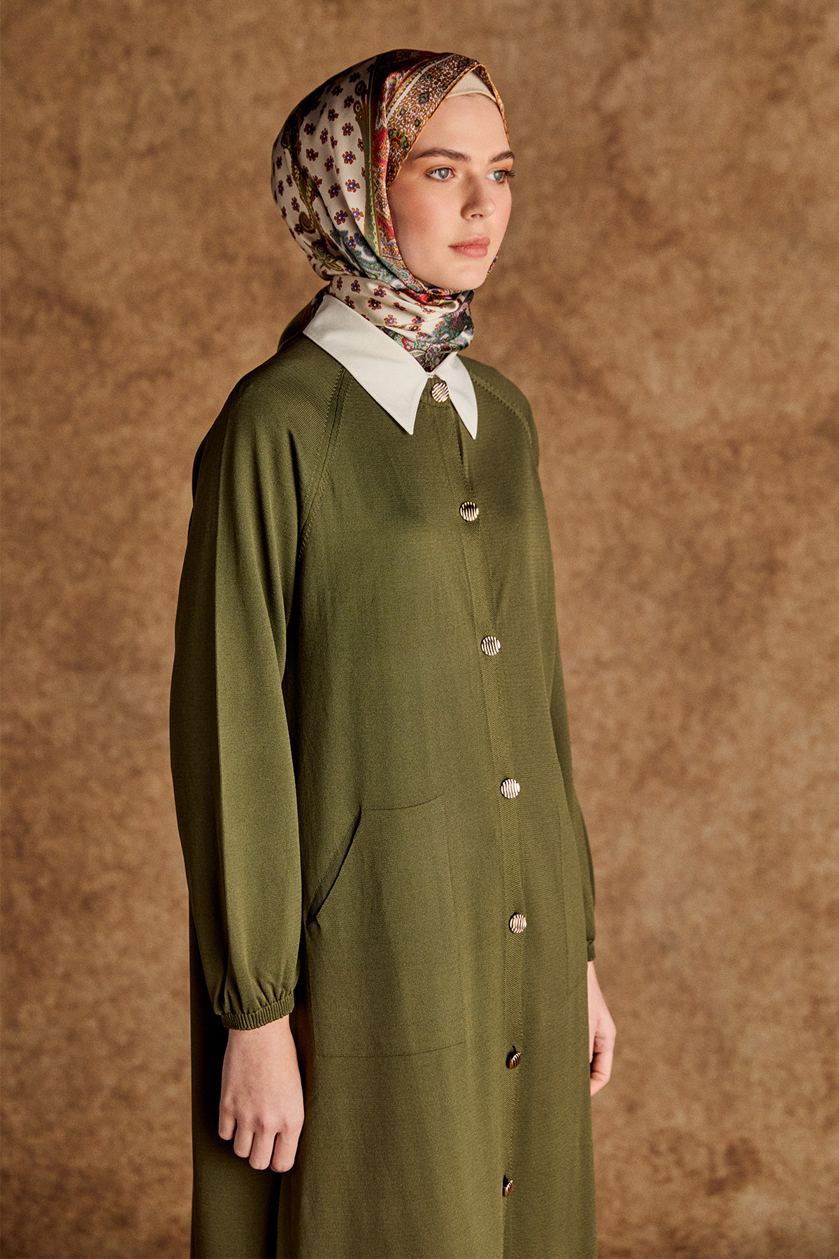 Lastik Manşetli Uzun Triko Hırka