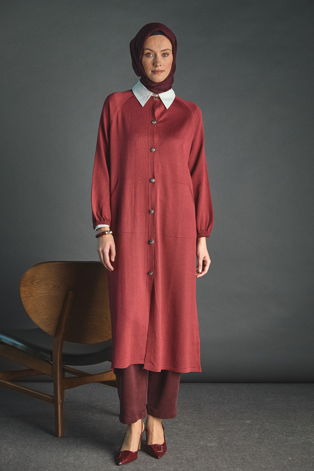 Lastik Manşetli Uzun Triko Hırka