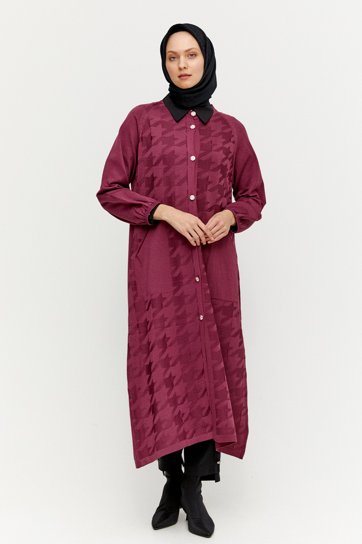 Kazayağı Desenli Uzun Triko Hırka