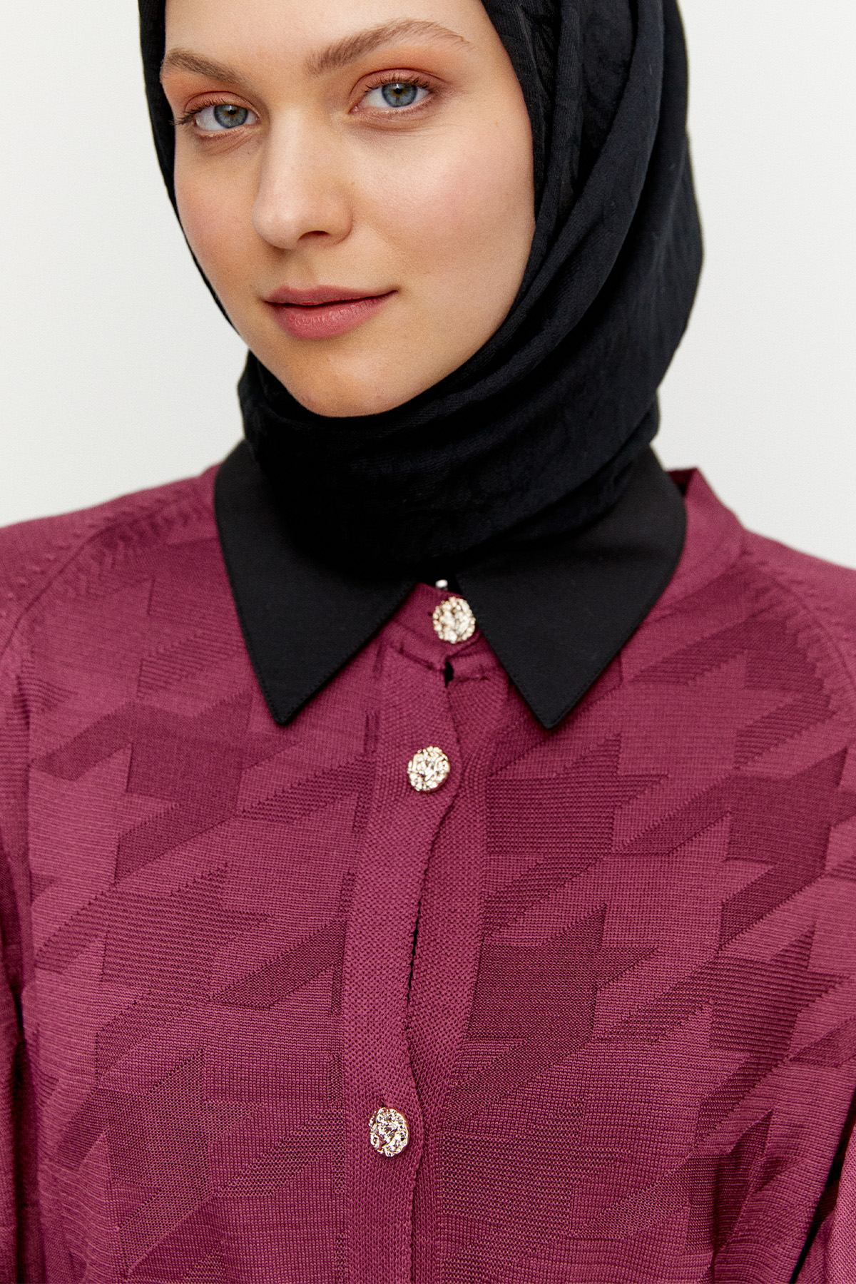 Kazayağı Desenli Uzun Triko Hırka