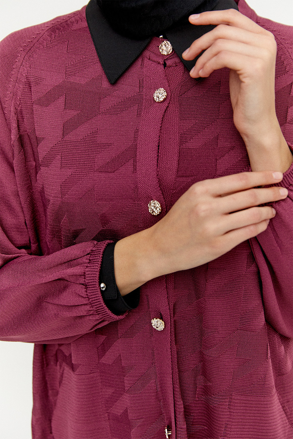 Kazayağı Desenli Uzun Triko Hırka