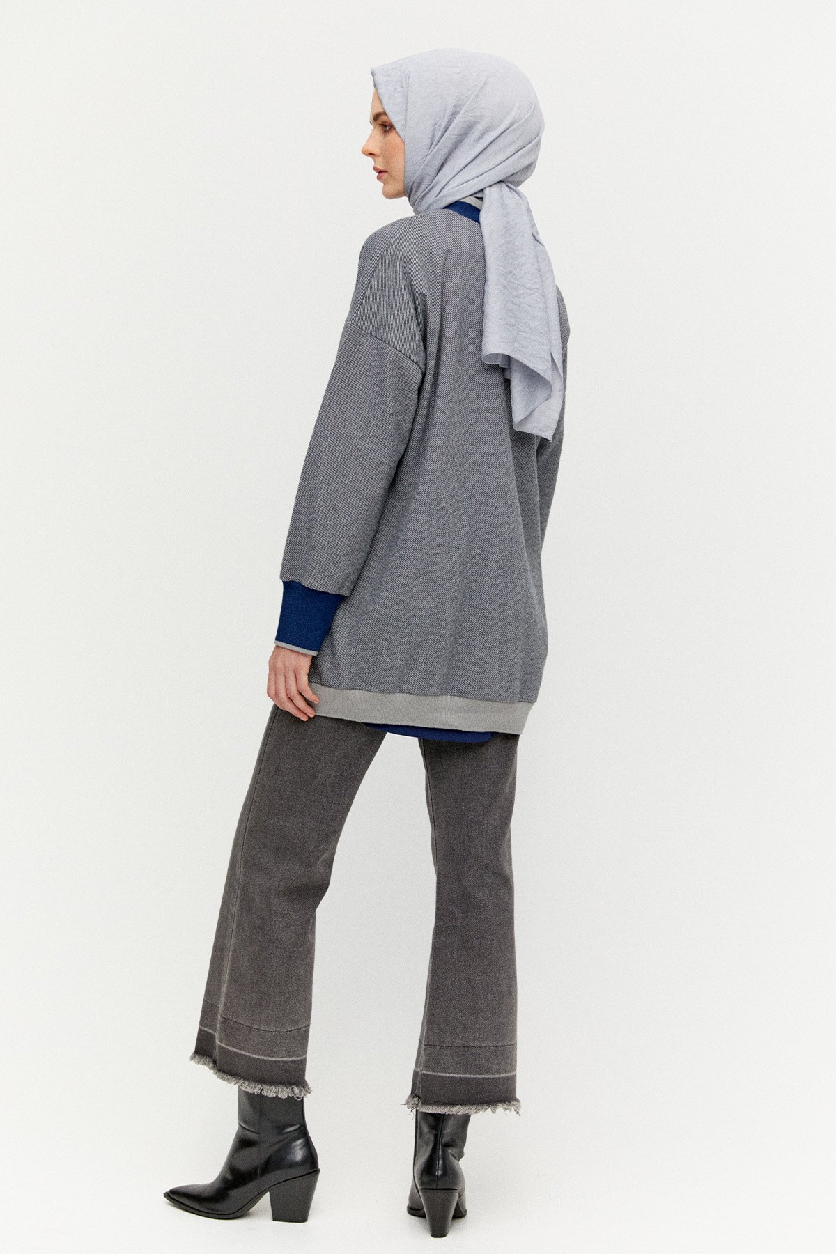 Düğme Detaylı Ribanalı Hırka