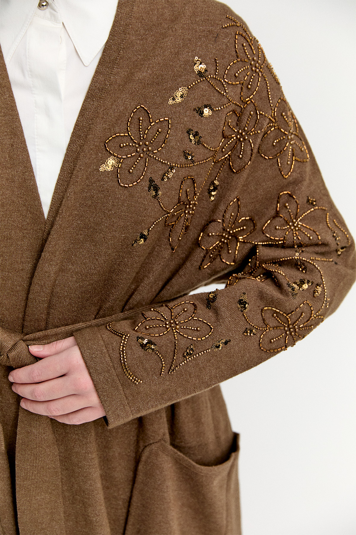 Kadife Motifli Uzun Triko Hırka, Tesettür Giyim