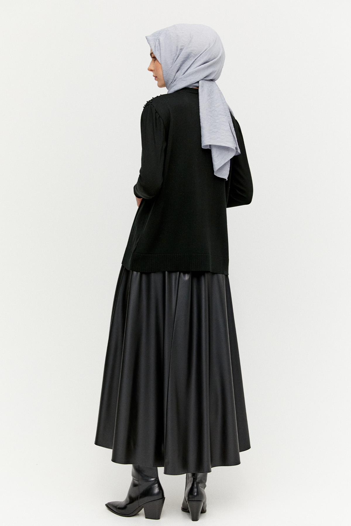 İncili Triko Hırka