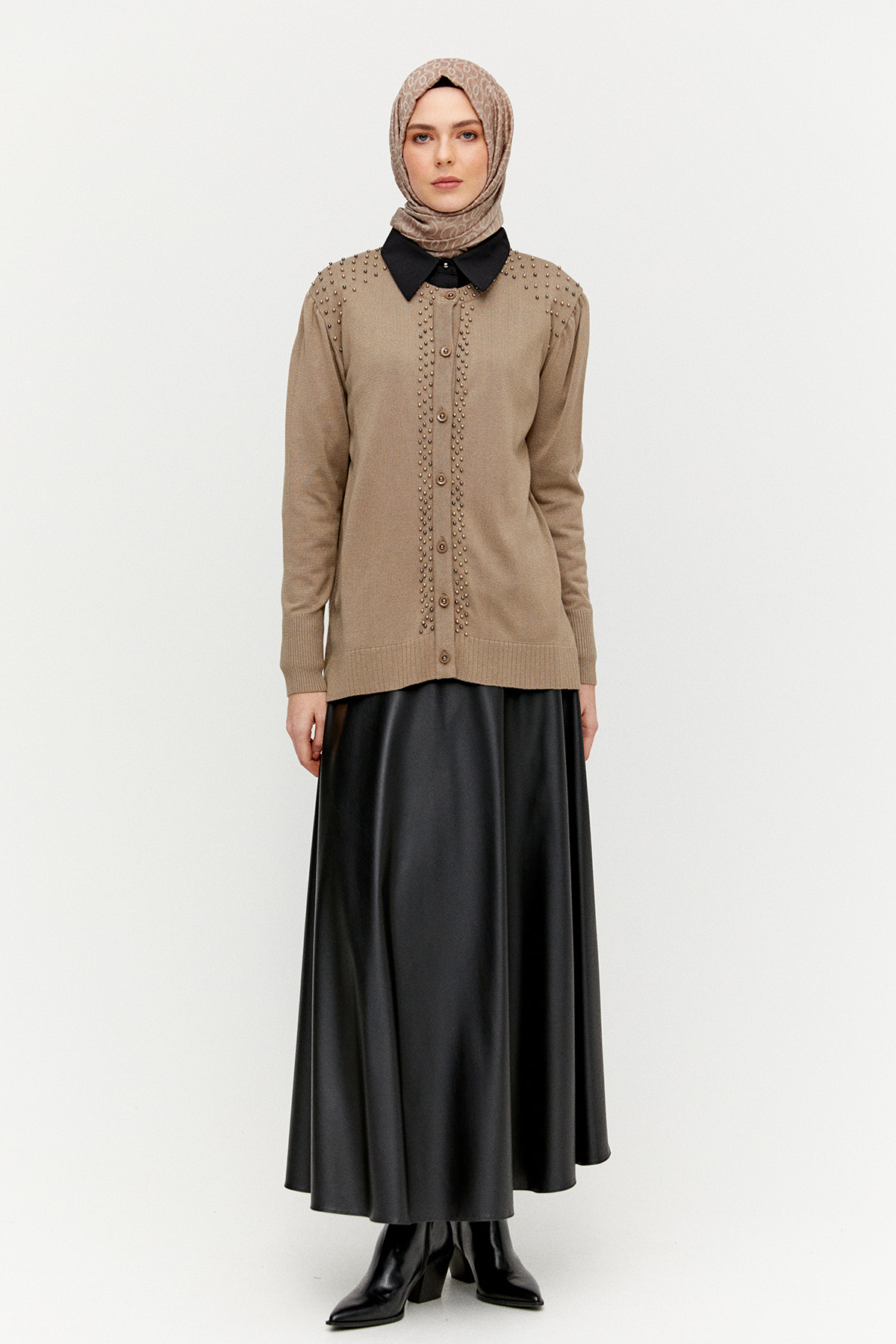 İncili Triko Hırka