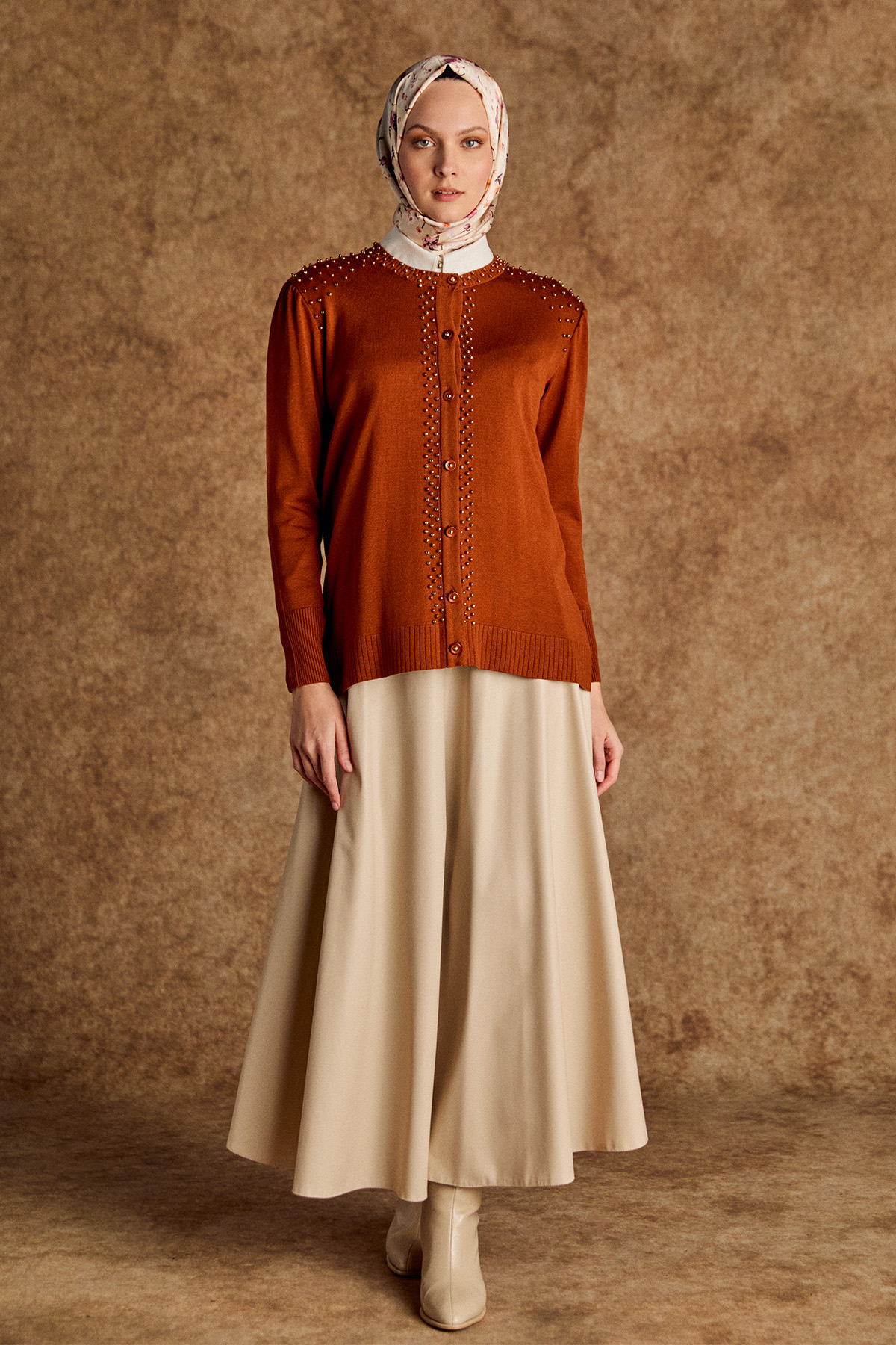 İncili Triko Hırka