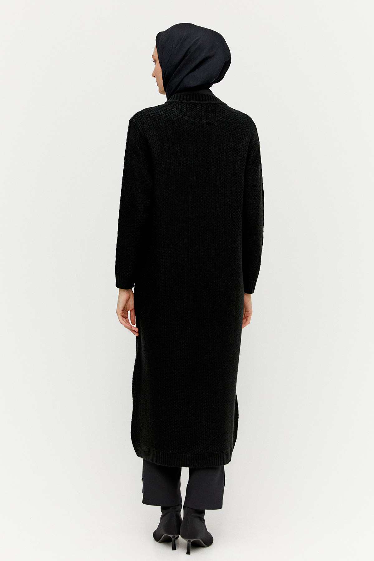 Taş ve İnci Detaylı Uzun Hırka