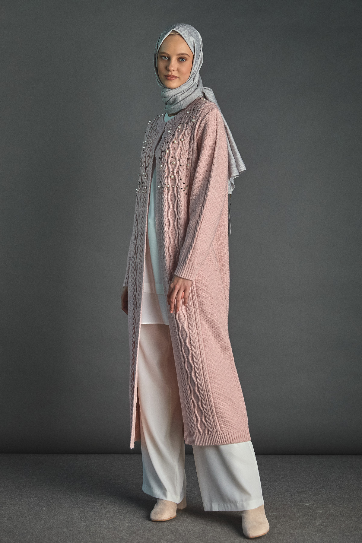 Taş ve İnci Detaylı Uzun Hırka